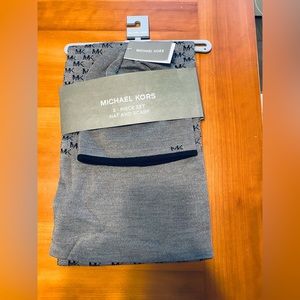 NWT Michael Kors 2 pc set reversible hat and scarf.